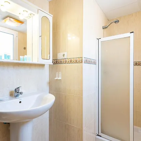 Holidays2malaga Cruz Center With Aircon & Wifi * Malaga